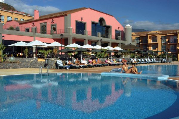 ../../holiday-hotels/?HolidayID=28&HotelID=30&HolidayName=Spain+%2D+Canary+Islands-Spain+%2D++Canary+Islands+%2D+La+Palma+%2D+The+Bonita+Island-&HotelName=Hotel+Las+Olas+">Hotel Las Olas 